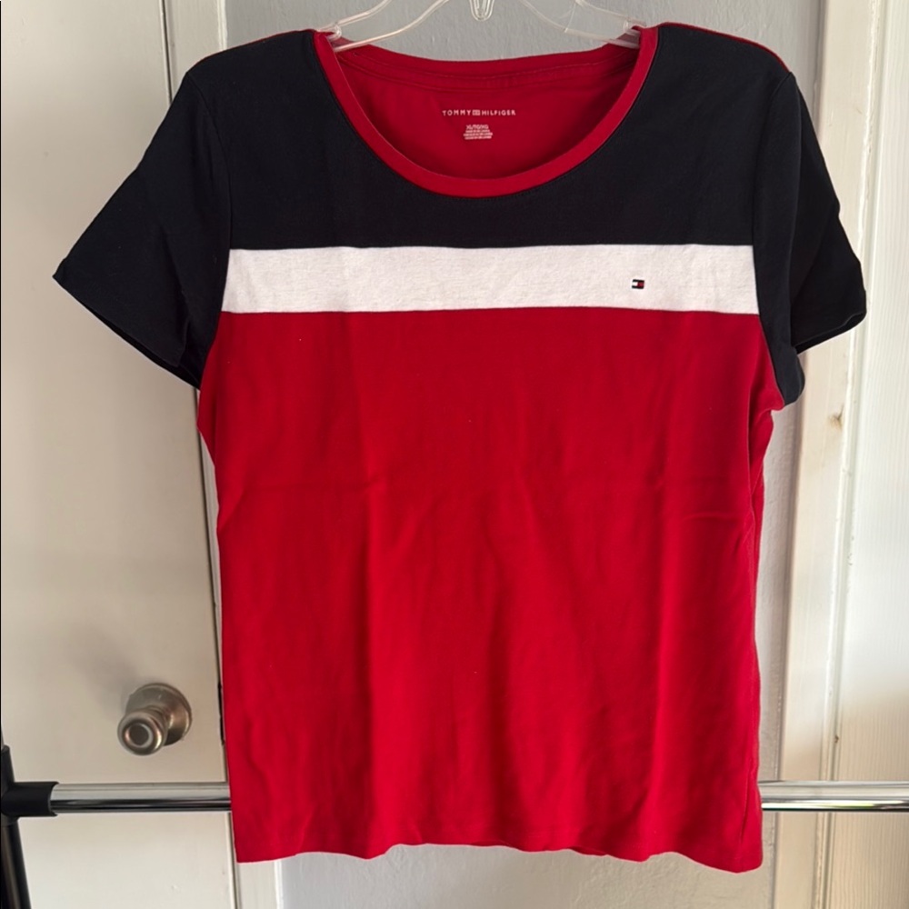 Tommy Hilfiger Women's Red and Black Colorblock Top